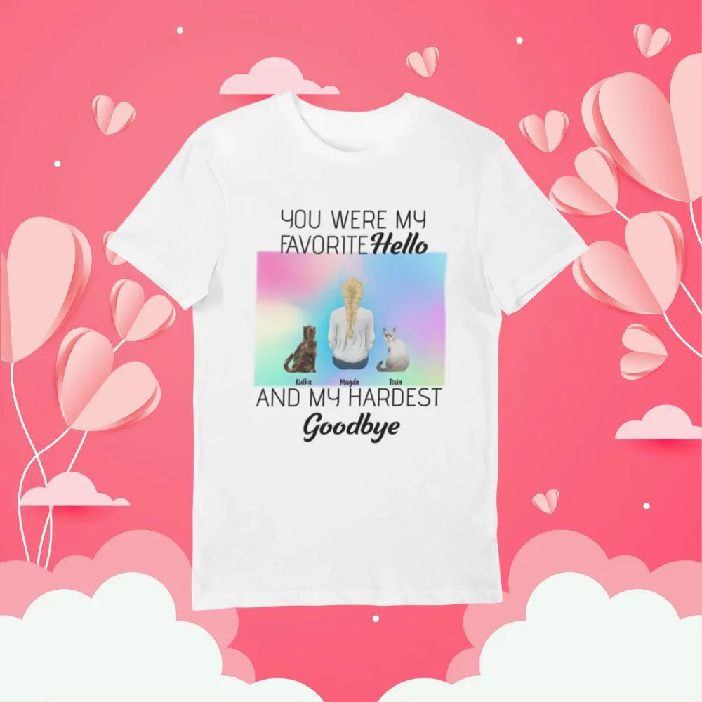 Personalizowany t-shirt z napisem 'You Were My Favorite Hello' i imionami kotów, idealny prezent dla miłośnika zwierząt