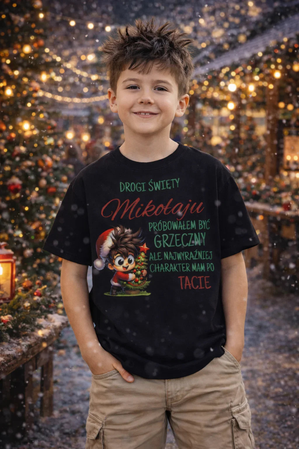 Personalizowany t-shirt świąteczny dla chłopca z imieniem Mikołaj i napisem 'Drogi Święty Mikołaju'