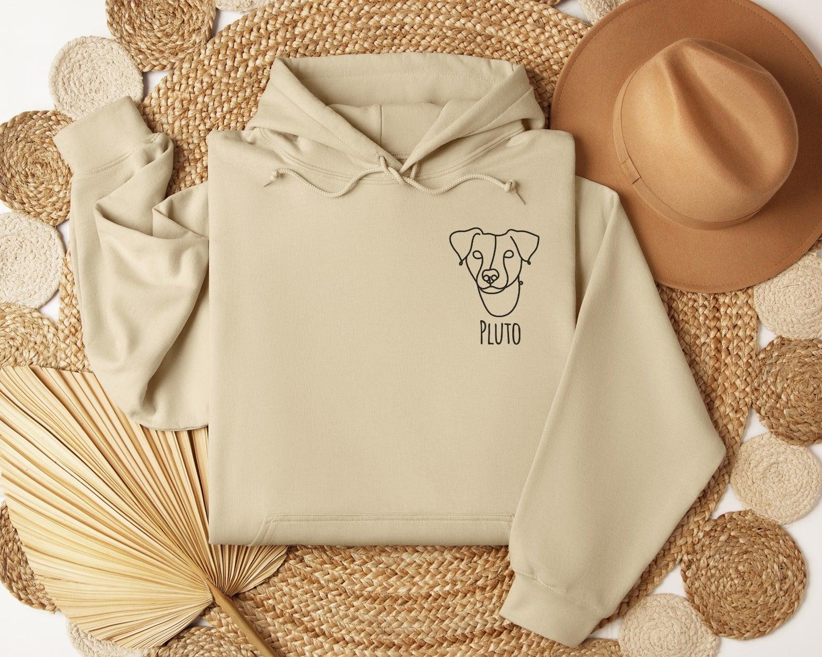 Personalizowany sweter z imieniem psa Pluto i konturowym rysunkiem, idealny prezent dla miłośnika zwierząt