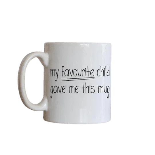 Personalizowany kubek z napisem 'my favourite child gave me this mug' – idealny prezent dla bliskich